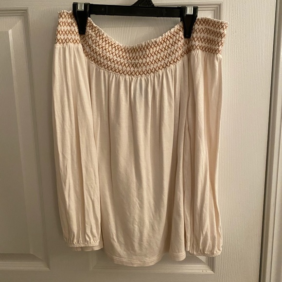 Top - Picture 3 of 3